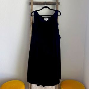 Women long black dress